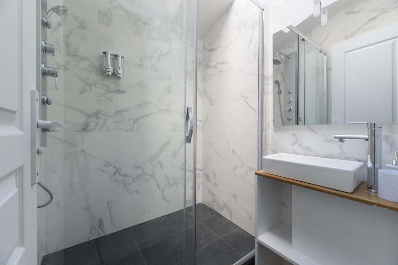 Poncelet Apartment Paris