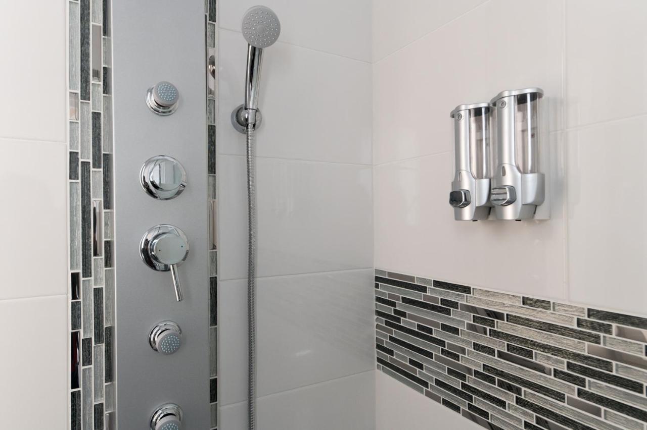 Apartment Poncelet *